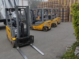 Jungheinrich EFG320 no battery ( 3 st paket )