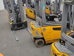 Jungheinrich EFG320 no battery ( 3 st paket )