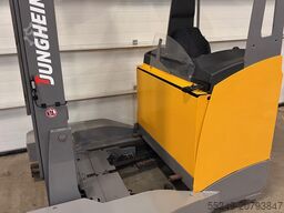 Jungheinrich ETVQ 25