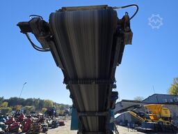 Powerscreen Premiertrak 300 jaw crusher