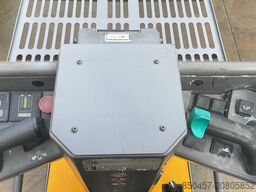 Jungheinrich EKM 202