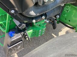 John Deere 6100M