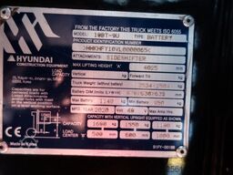 HYUNDAI 18BT-9U  UVV Neu  4,25m Hubh 1680kg Ladegerät