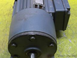 SEW-EURODRIVE R32ND71A2  R32WD71A2