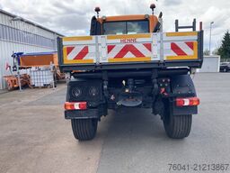 Mercedes-Benz Unimog U430