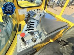 Combilift C3000XL GAS DUPLEX 4550 FORK POSITIONER