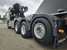 Volvo FMX 460 8x4*4 / HMF Z KRAAN + HYVA LIFT