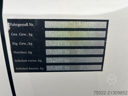 VW Crafter 35 Kasten 4x4 L2H1 - Navi