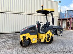 BOMAG BW100AD-5 mit Streuer / 2017 BJ / KAG