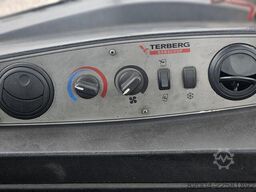 TERBERG RT283 /TERMINAL TRACTOR 4X4/ TURNING CHAIR. /AU...