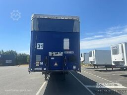 Schmitz Cargobull Curtainsider Mega
