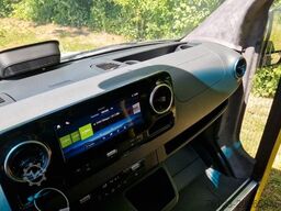 MERCEDES-BENZ 517 Sprinter GSR Automatik 22 SS Stock