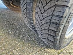 Mercedes-Benz Sprinter 519 CDI 3.0 V6/ Plane Pritsche/ Ladefl...