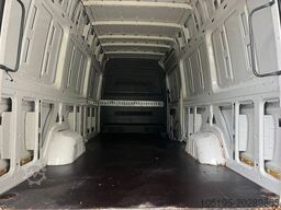 VOLKSWAGEN Crafter TDI Maxi Hoch+Lang*AHK=3.500KG*Klima*