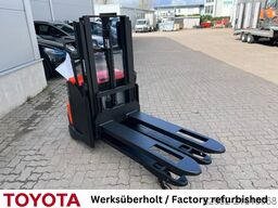 Toyota SWE 200 D