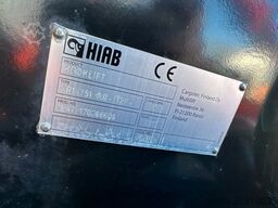 MERCEDES-BENZ Arocs 1832 4x2 Abrollkipper AHK 35to