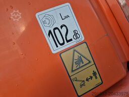 JLG 460SJ 4X4 / LOW MTH / 1 OWNER