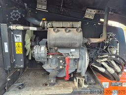 JLG 460SJ 4X4 / LOW MTH / 1 OWNER