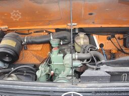 Mercedes-Benz Unimog U424/U1000