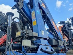 PM autolaadkraan / crane remote control Serie 12.5