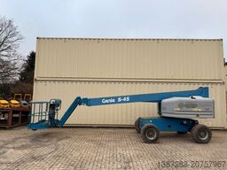 GENIE S45 / 4x4 Diesel / 15.7 Meter / 2015 BJ