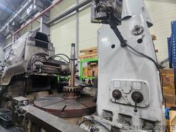 Liebherr L-1200