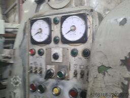 Liebherr L-1200