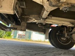 MERCEDES-BENZ Sprinter 519 / 4x4 / RTW / WAS / Trage