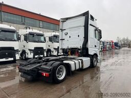MERCEDES-BENZ ACTROS 1845 *  GIGASPACE * 2 X TANK * ACC *