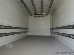 Mercedes-Benz Atego 1224 frigo truck meat hooksystem 409.000km
