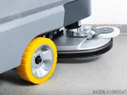 Hako Hakomatic B90 TB750 - NEW BATTERIES