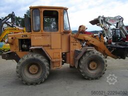 Fiat Allis 215 mit Schaufel