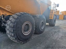 Komatsu HM400-3R (4 pcs available in Abu Dhabi)