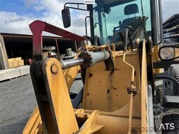 Sino JN 915 wheel loader w/ bucket and pallet forks. Ce