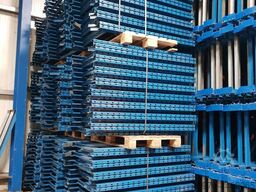 Redirack / 16,80 lfm. / St.: 1.500 x 1.050 mm / Traversen 3.260 mm