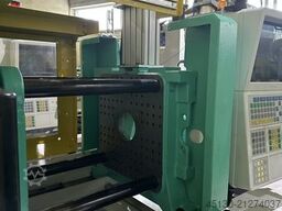 Arburg 320A 500-170 mit dem Angußpicker