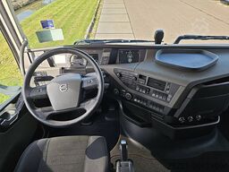 VOLVO FH 500 6X2 STEERED PTO+HYDR