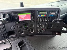 SCANIA P320 6x2*4 Carrier Supra 1250 Mt 9.50 m. box