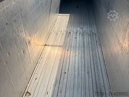 KRAKER CF 200  92 cbm