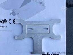 Blum MiniPress P + EASYSTICK
