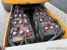 NIFTYLIFT HR12 NE Knikarmhoogwerker 4x2 Elektrisch 2012 12mtr werkhoogte