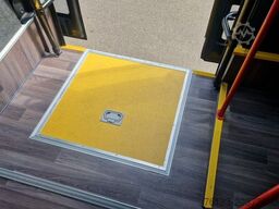 MERCEDES-BENZ 517 / 515 Frontniederflur mit Ada Systeme