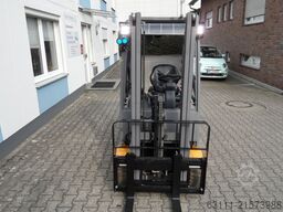 Jungheinrich EFG 115 - unter 2 Meter Bauhöhe - Freihub