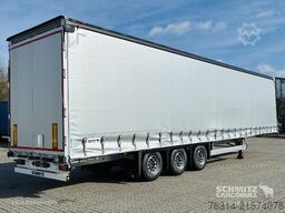 Schmitz Cargobull Curtainsider Mega Getränke