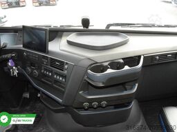 VOLVO FH 460 Globetrotter XL Varios i-Save