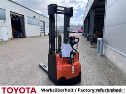 Toyota SWE 160 / Akku neu!