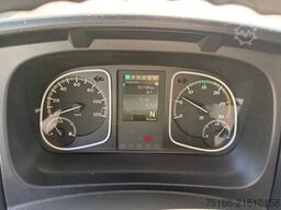 MERCEDES-BENZ ATEGO 818 L Koffer 6,10 m LBW 1 to.*AHK*EURO 6 E