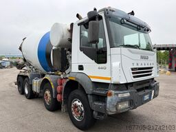 Iveco Trakker 440