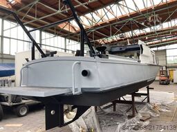VEB YACHTWERFT BERLIN-KÖPENICK 12 m Kontrollboot KB 12