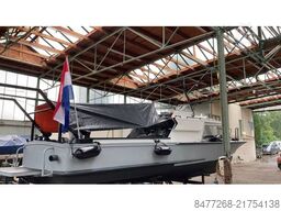VEB YACHTWERFT BERLIN-KÖPENICK 12 m Kontrollboot KB 12